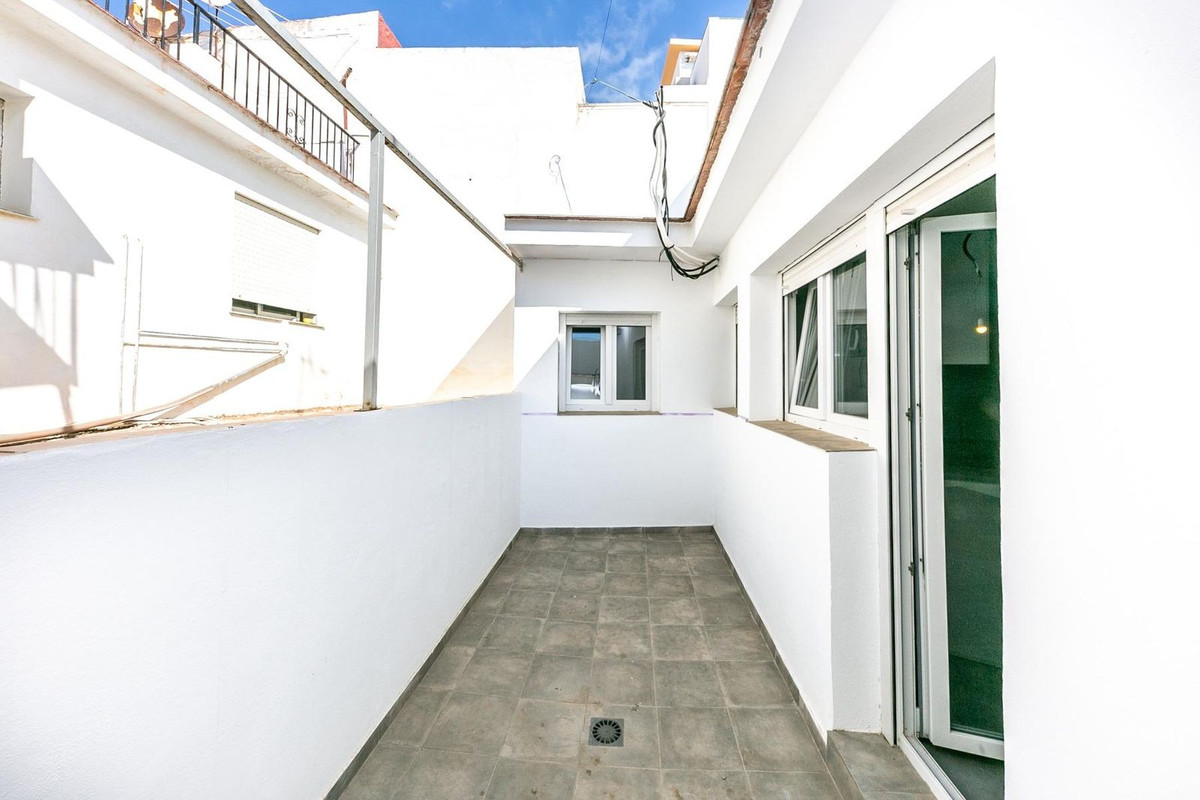 Te koop Herenhuis Costa Del Sol Los Pacos € 315.000,-