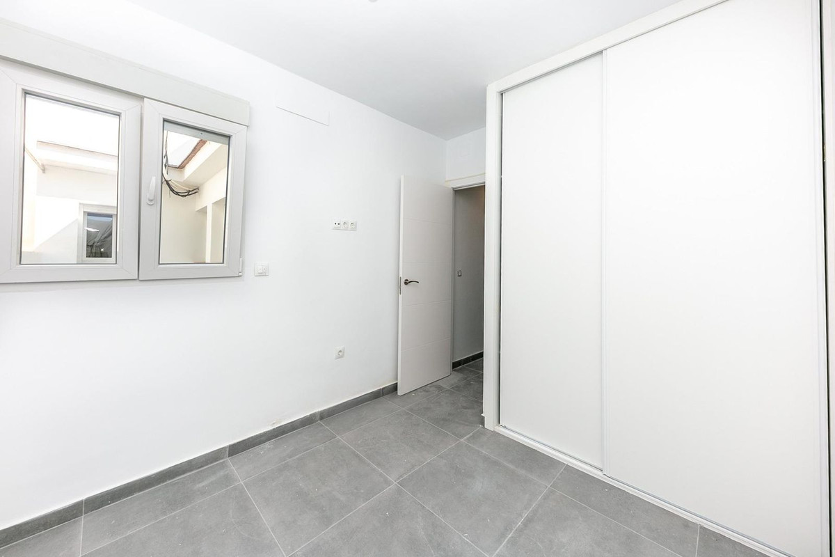 Te koop Herenhuis Costa Del Sol Los Pacos € 315.000,-