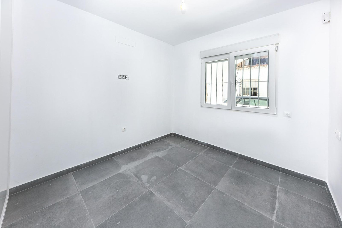 Te koop Herenhuis Costa Del Sol Los Pacos € 315.000,-