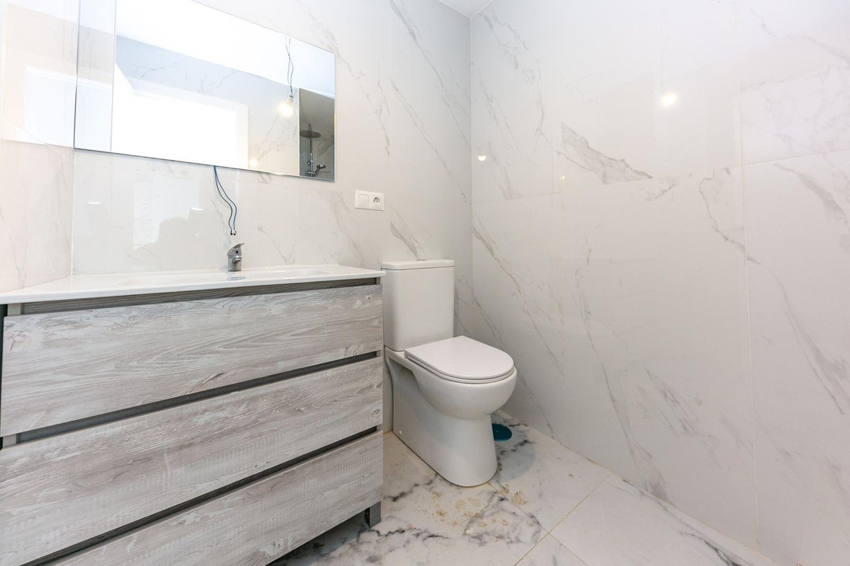 Te koop Herenhuis Costa Del Sol Los Pacos € 315.000,-