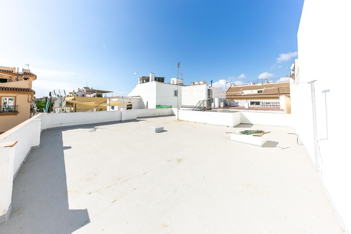 Te koop Herenhuis Costa Del Sol Los Pacos € 315.000,-