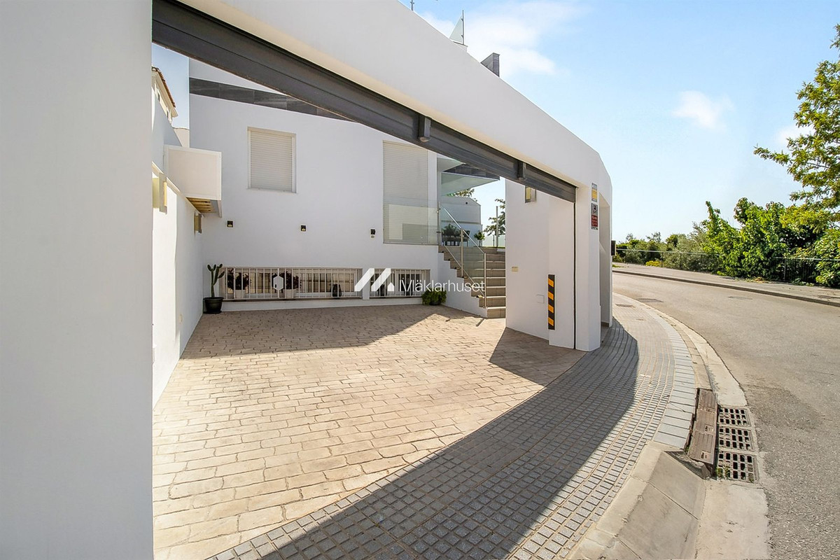 Te koop Half vrijstaand huis Costa Del Sol Nerja € 845.000,-
