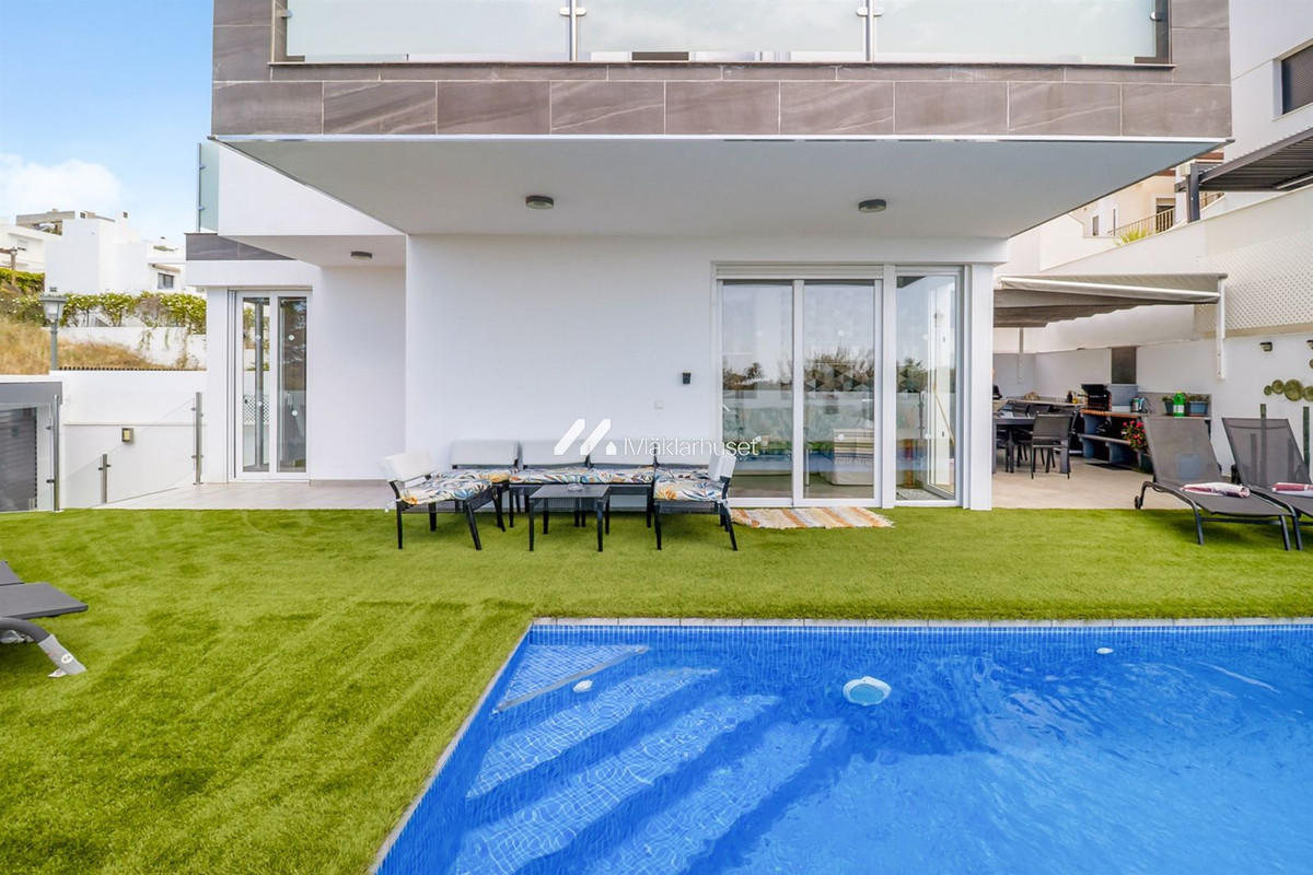 Te koop Half vrijstaand huis Costa Del Sol Nerja € 845.000,-