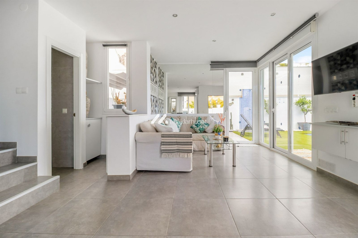 Te koop Half vrijstaand huis Costa Del Sol Nerja € 845.000,-