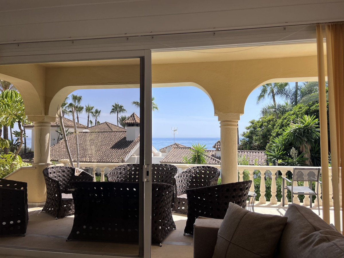 Te koop Vrijstaande Villa Costa Del Sol Bahía De Marbella € 3.995.000,-