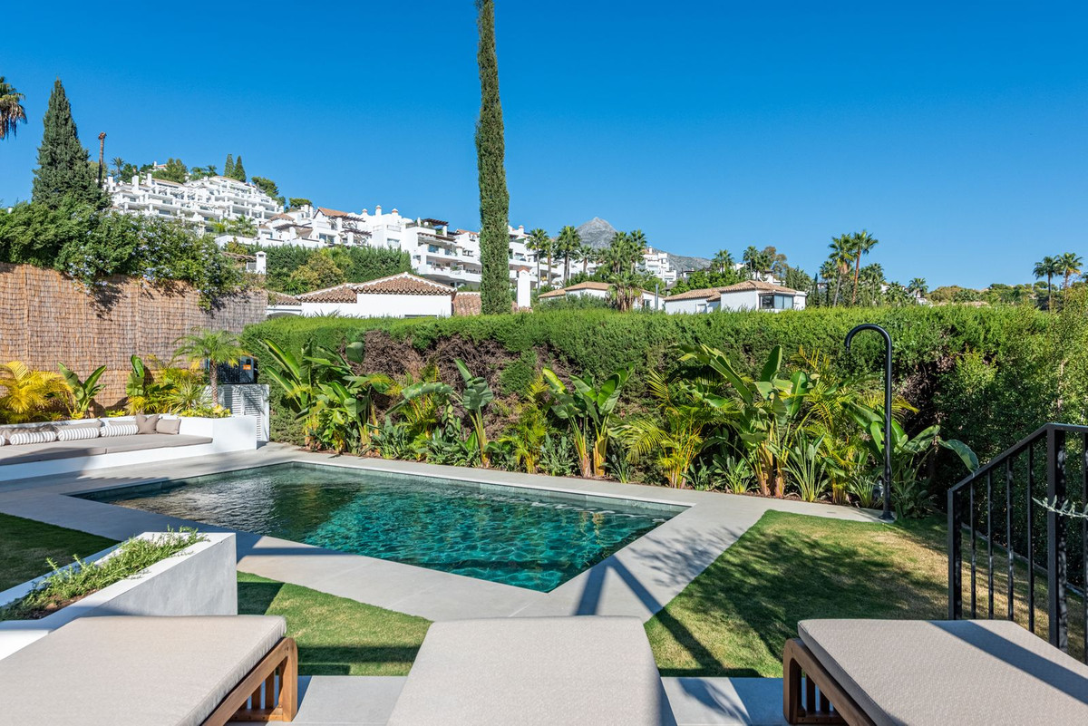 Te koop Vrijstaande Villa Costa Del Sol Nueva Andalucía € 3.495.000,-