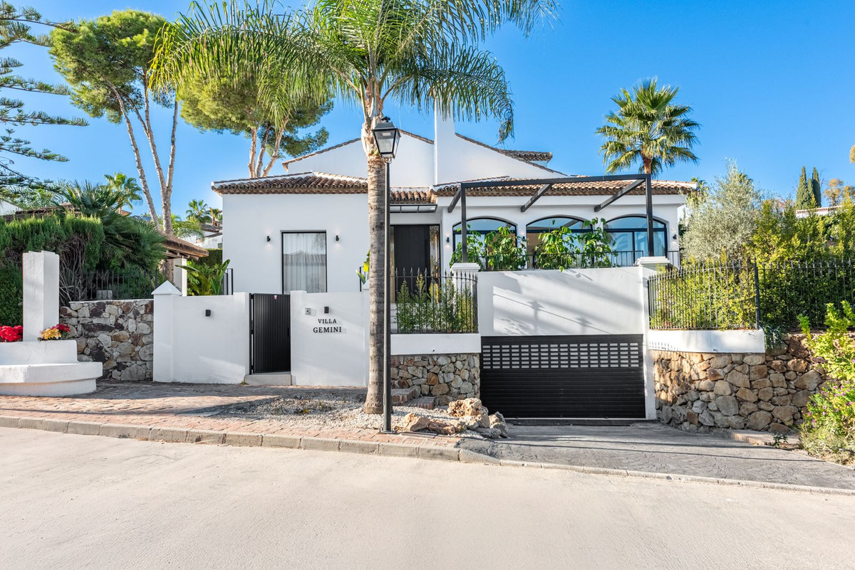 Te koop Vrijstaande Villa Costa Del Sol Nueva Andalucía € 3.495.000,-