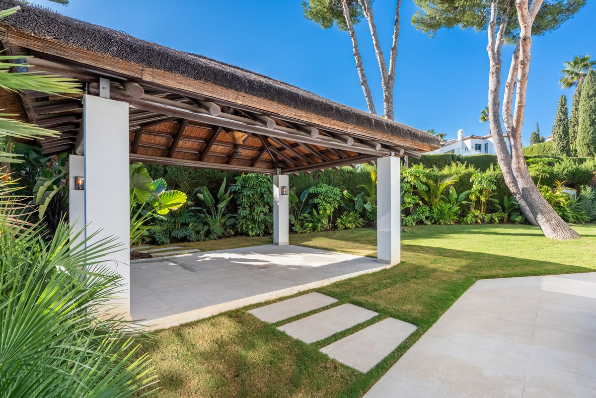 Te koop Vrijstaande Villa Costa Del Sol Nueva Andalucía € 3.495.000,-