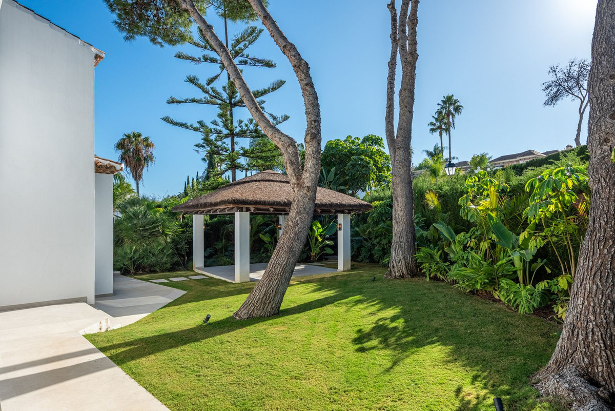 Te koop Vrijstaande Villa Costa Del Sol Nueva Andalucía € 3.495.000,-