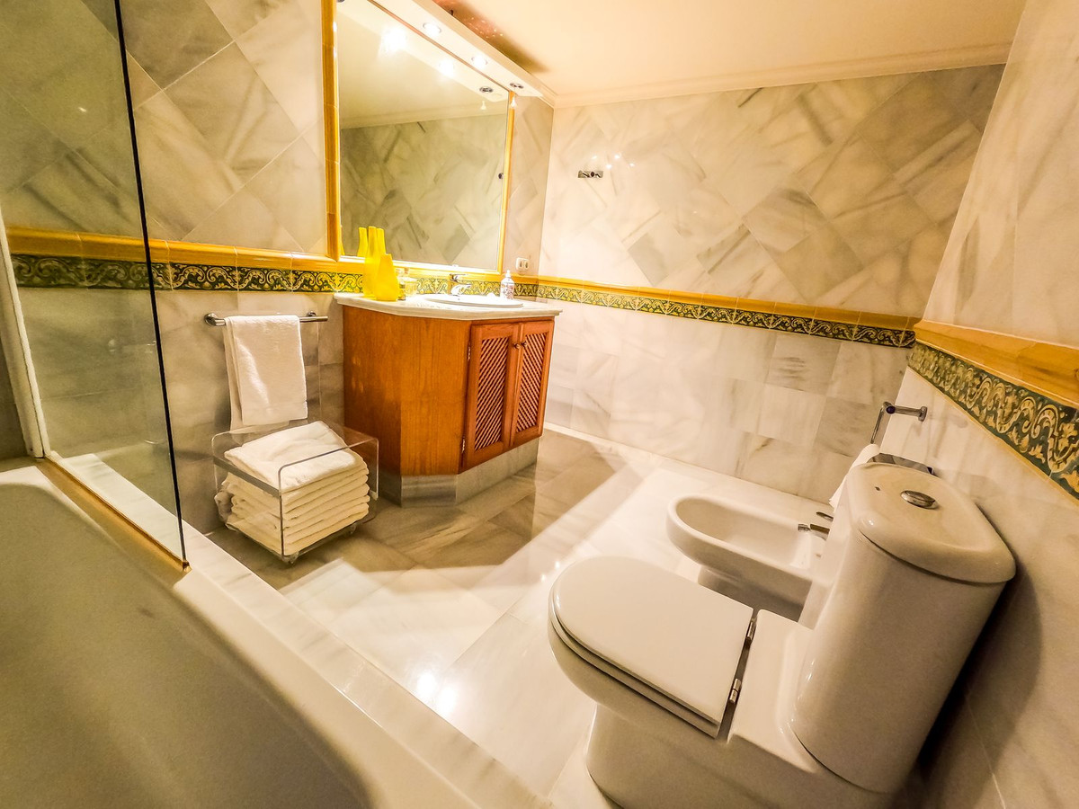 Te koop Penthouse Costa Del Sol Benahavís € 680.000,-