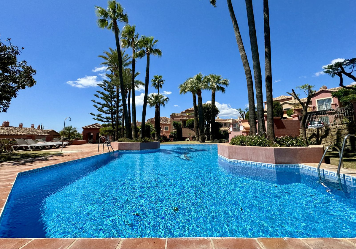 Te koop Penthouse Costa Del Sol Benahavís € 680.000,-