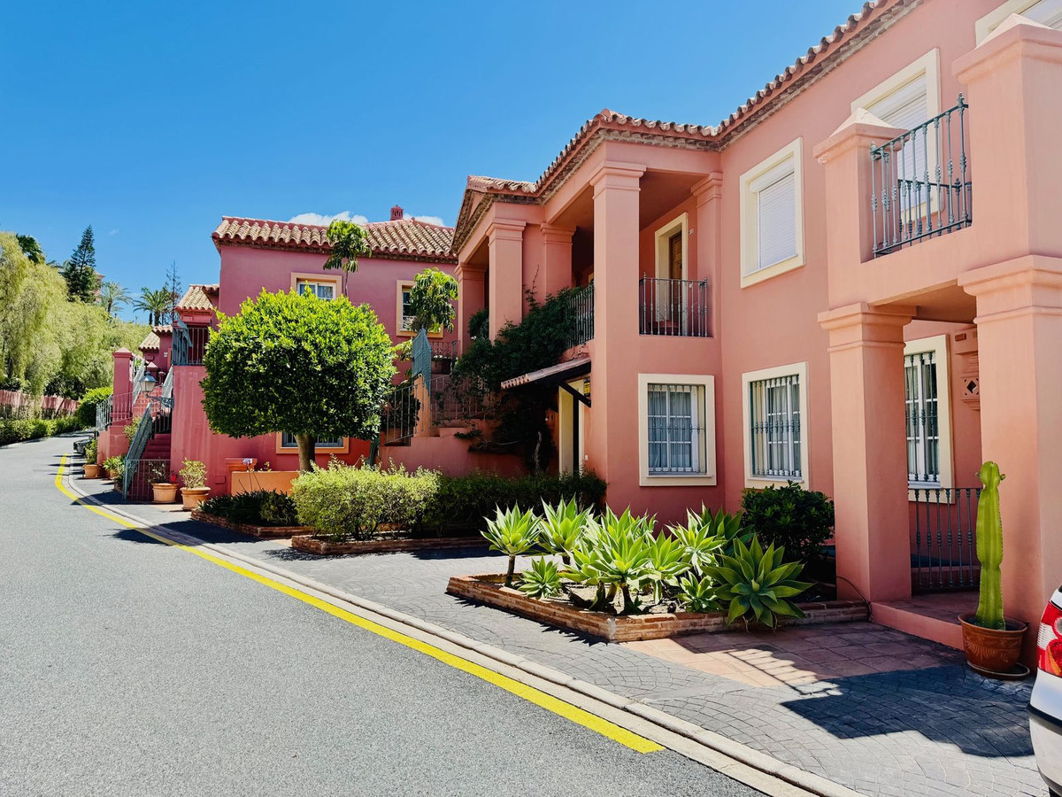 Te koop Penthouse Costa Del Sol Benahavís € 680.000,-