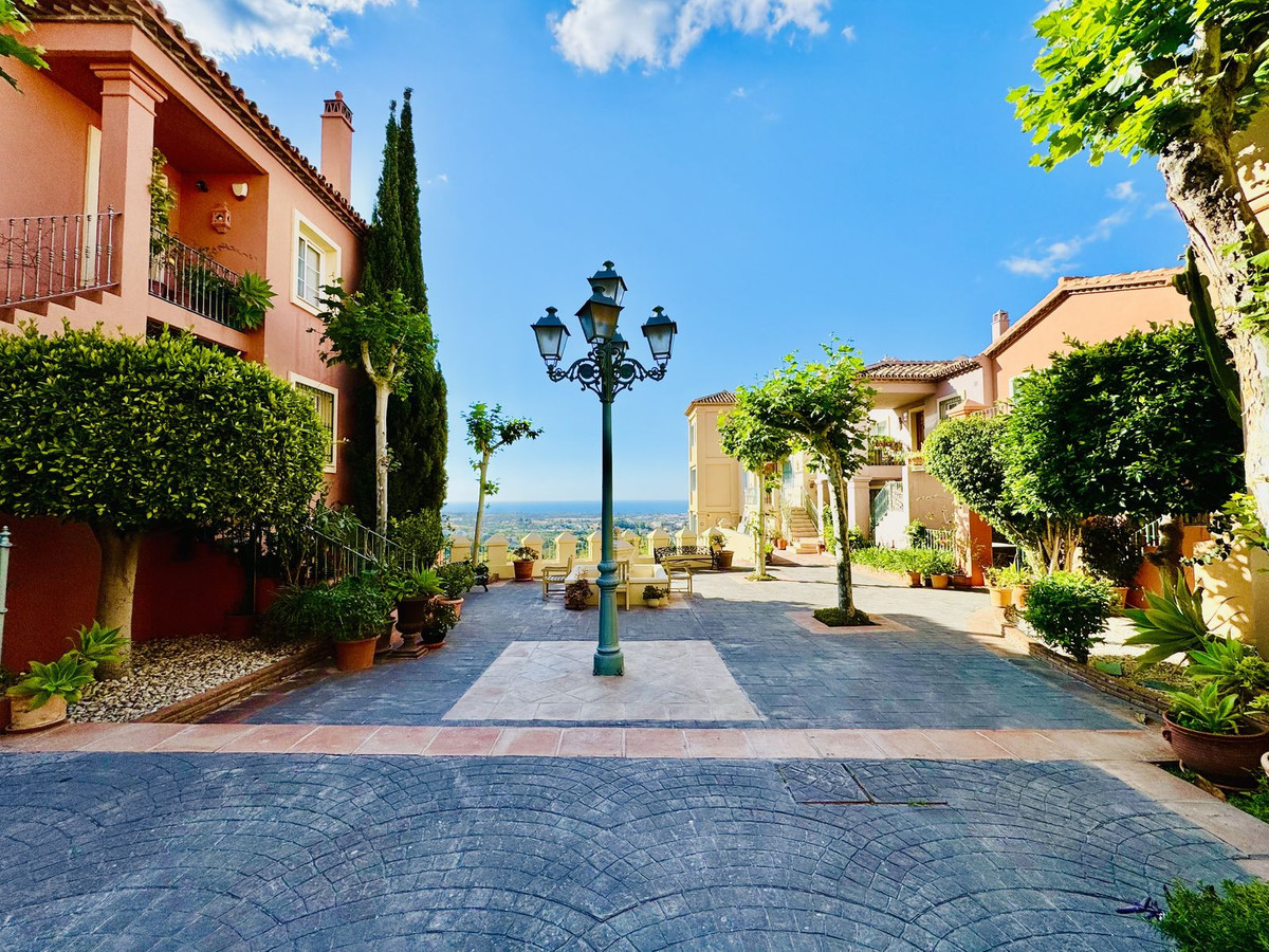 Te koop Penthouse Costa Del Sol Benahavís € 680.000,-