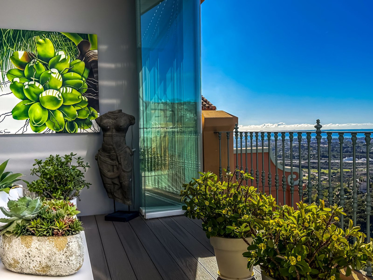Te koop Penthouse Costa Del Sol Benahavís € 680.000,-