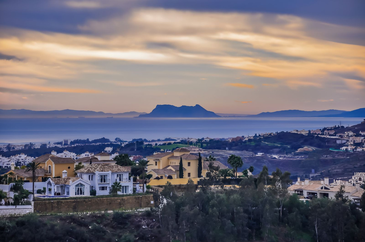 Te koop Penthouse Costa Del Sol Benahavís € 680.000,-