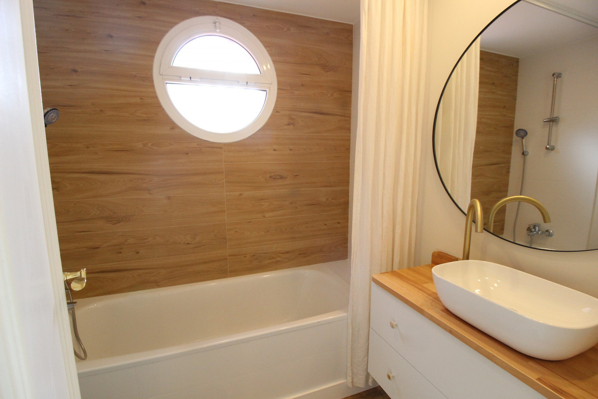 Te koop Half vrijstaand huis Costa Del Sol Atalaya € 690.000,-