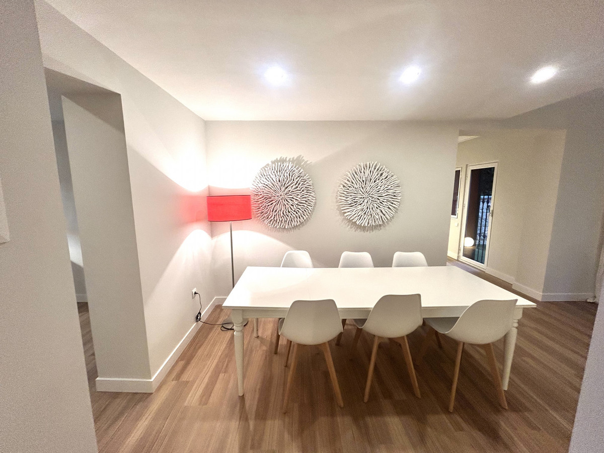 Te koop Half vrijstaand huis Costa Del Sol Atalaya € 690.000,-