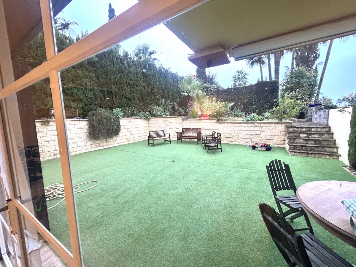 Te koop Half vrijstaand huis Costa Del Sol Atalaya € 690.000,-