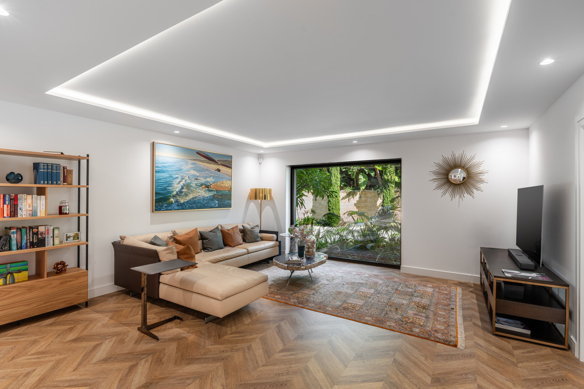 Te koop Vrijstaande Villa Costa Del Sol Málaga Este € 4.450.000,-