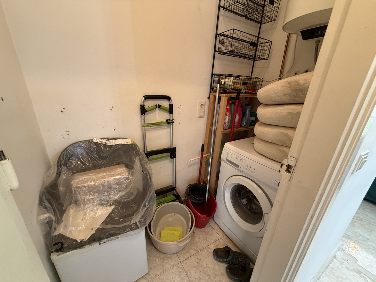 Te koop Half vrijstaand huis Costa Del Sol Calahonda € 299.000,-