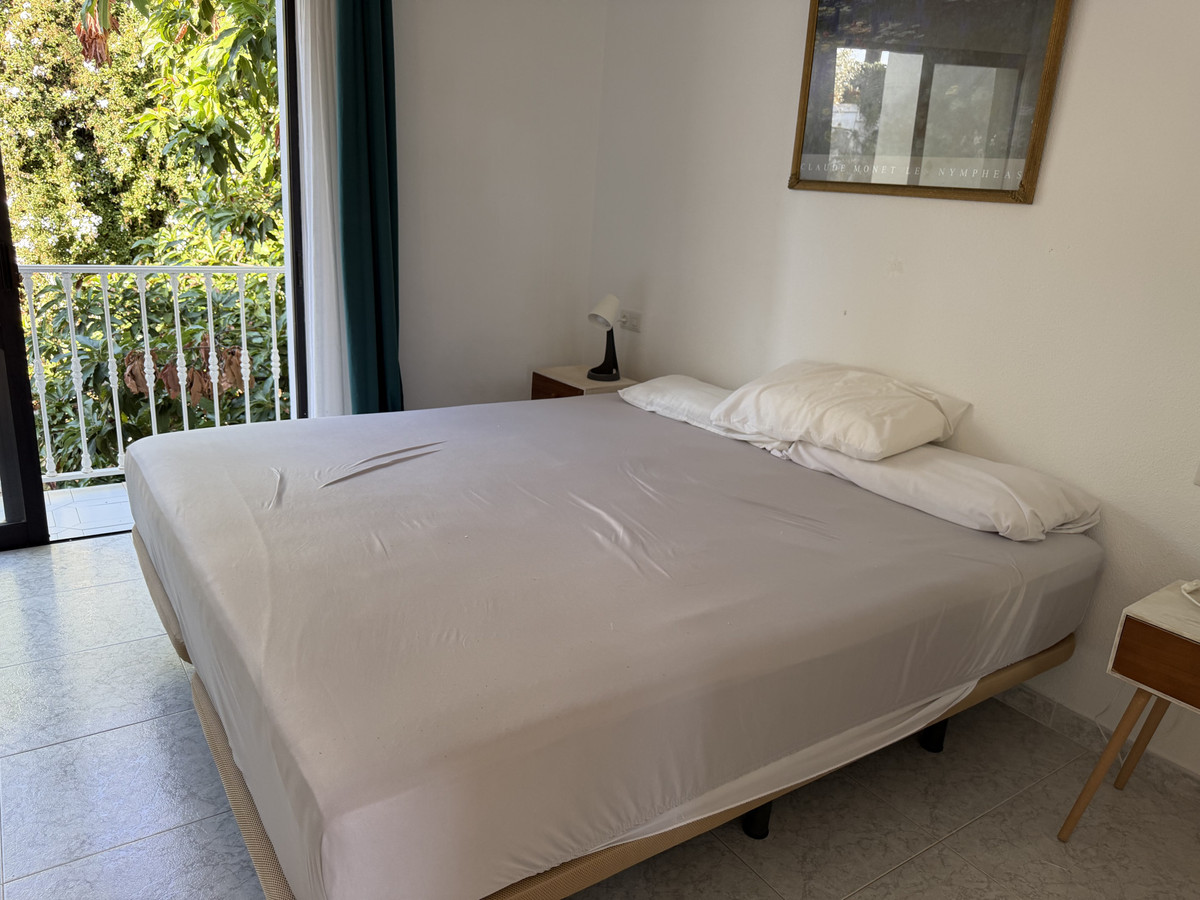 Te koop Half vrijstaand huis Costa Del Sol Calahonda € 299.000,-