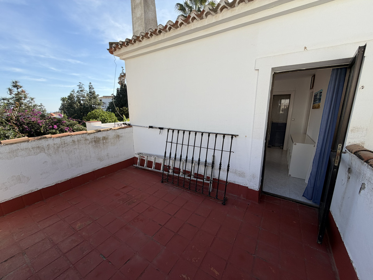 Te koop Half vrijstaand huis Costa Del Sol Calahonda € 299.000,-