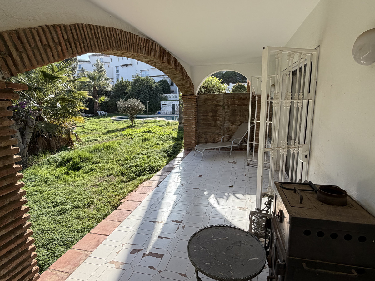 Te koop Half vrijstaand huis Costa Del Sol Calahonda € 299.000,-