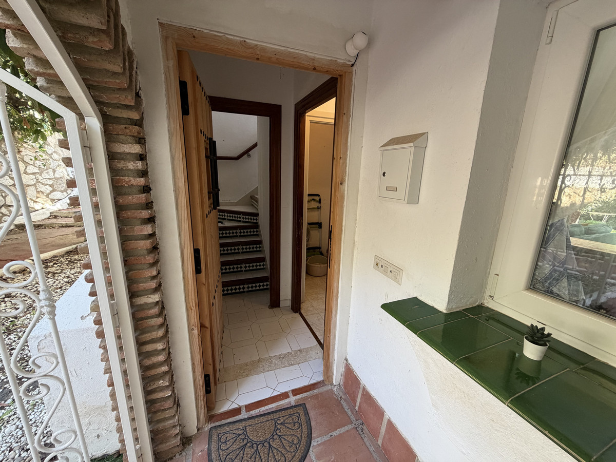 Te koop Half vrijstaand huis Costa Del Sol Calahonda € 299.000,-