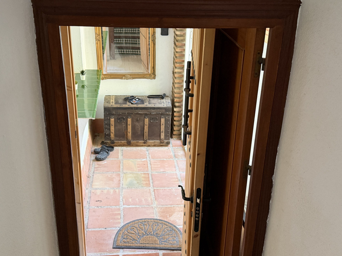 Te koop Half vrijstaand huis Costa Del Sol Calahonda € 299.000,-