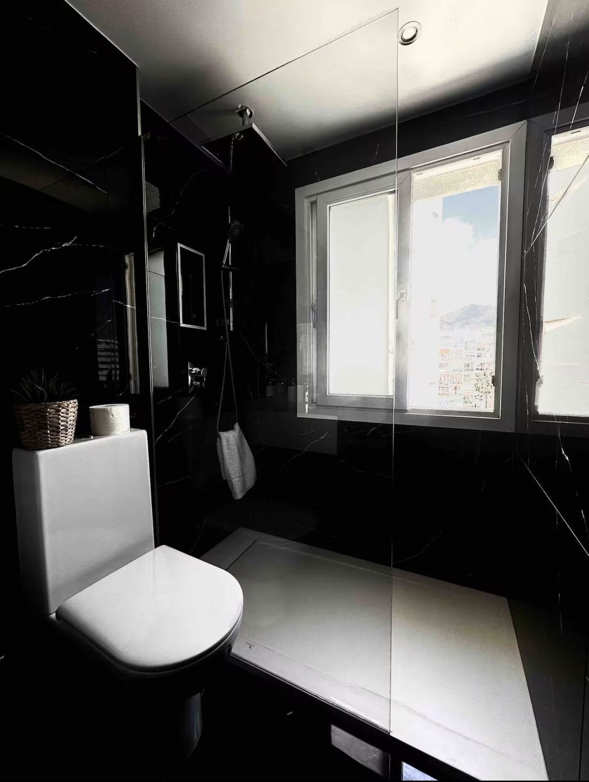 Te koop Middle Floor Apartment Costa Del Sol Marbella € 1.650.000,-