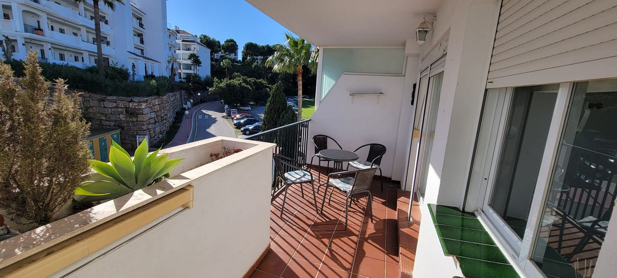 Te koop Middle Floor Apartment Costa Del Sol Torrenueva € 285.000,-