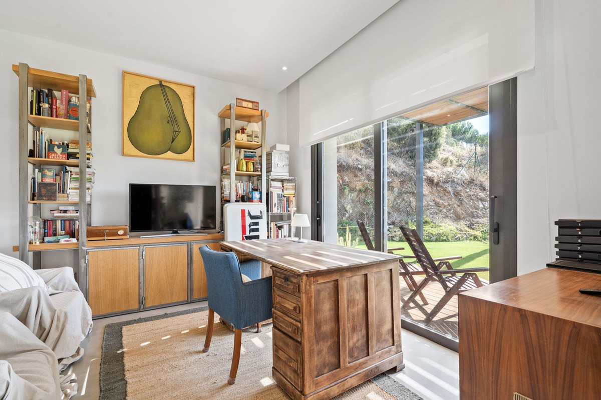 Te koop Vrijstaande Villa Costa Del Sol El Madroñal € 4.200.000,-