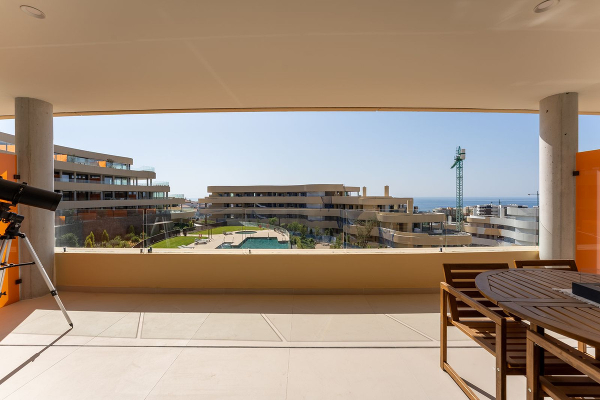 Te koop Middle Floor Apartment Costa Del Sol Higueron € 750.000,-