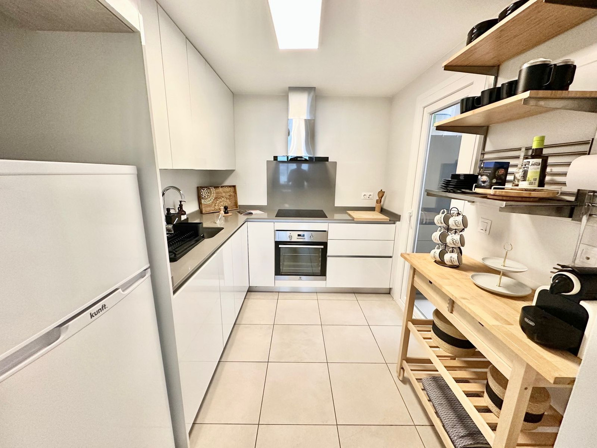 Te koop Middle Floor Apartment Costa Del Sol Nueva Andalucía € 420.000,-