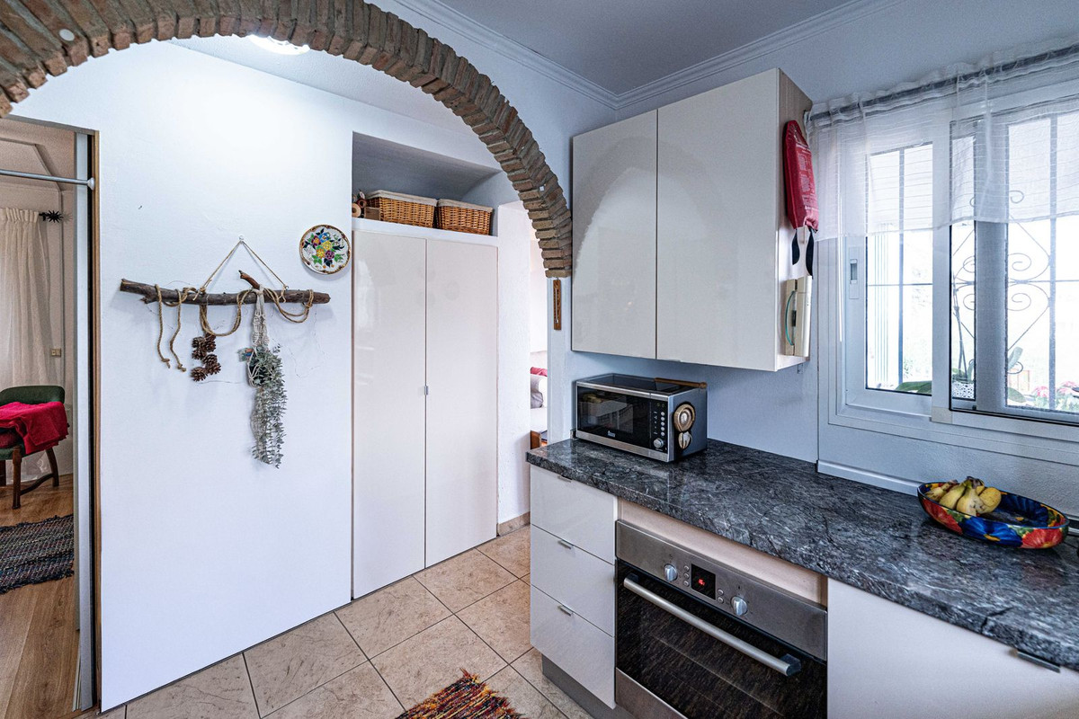 Te koop Middle Floor Apartment Costa Del Sol Torreblanca € 279.000,-