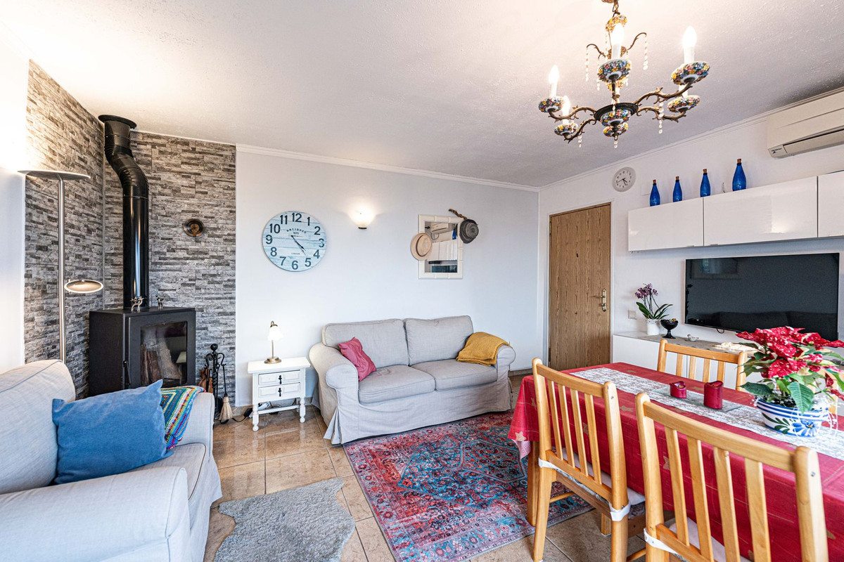 Te koop Middle Floor Apartment Costa Del Sol Torreblanca € 279.000,-