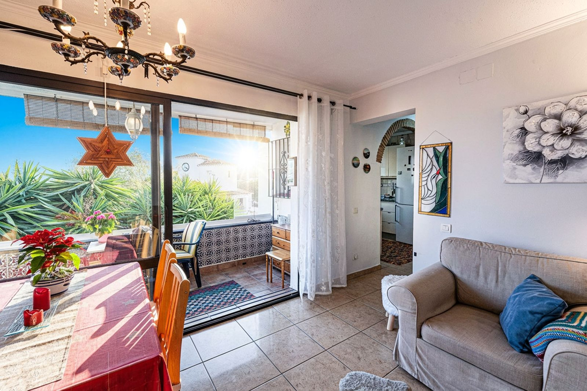 Te koop Middle Floor Apartment Costa Del Sol Torreblanca € 279.000,-