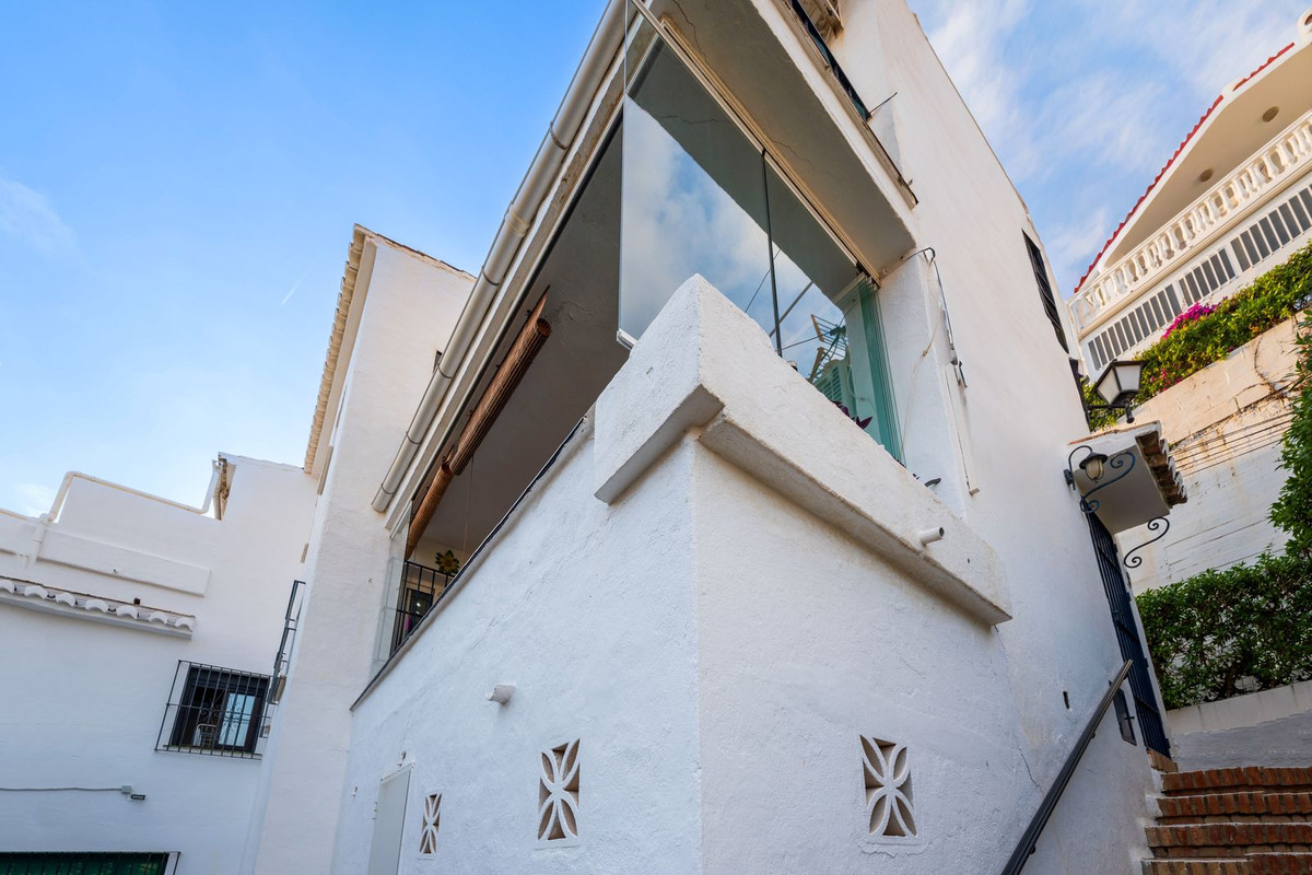 Te koop Middle Floor Apartment Costa Del Sol Torreblanca € 279.000,-