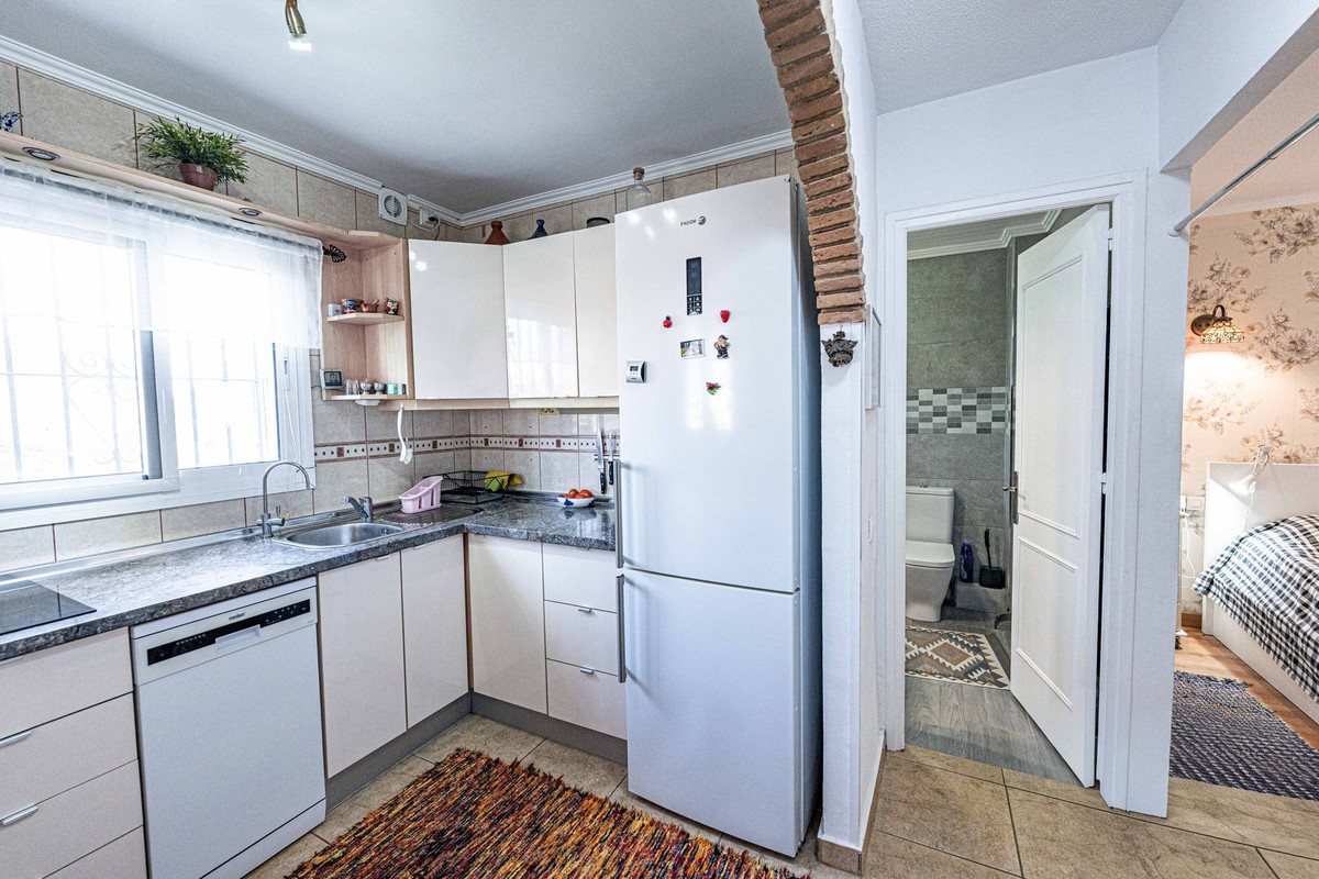 Te koop Middle Floor Apartment Costa Del Sol Torreblanca € 279.000,-