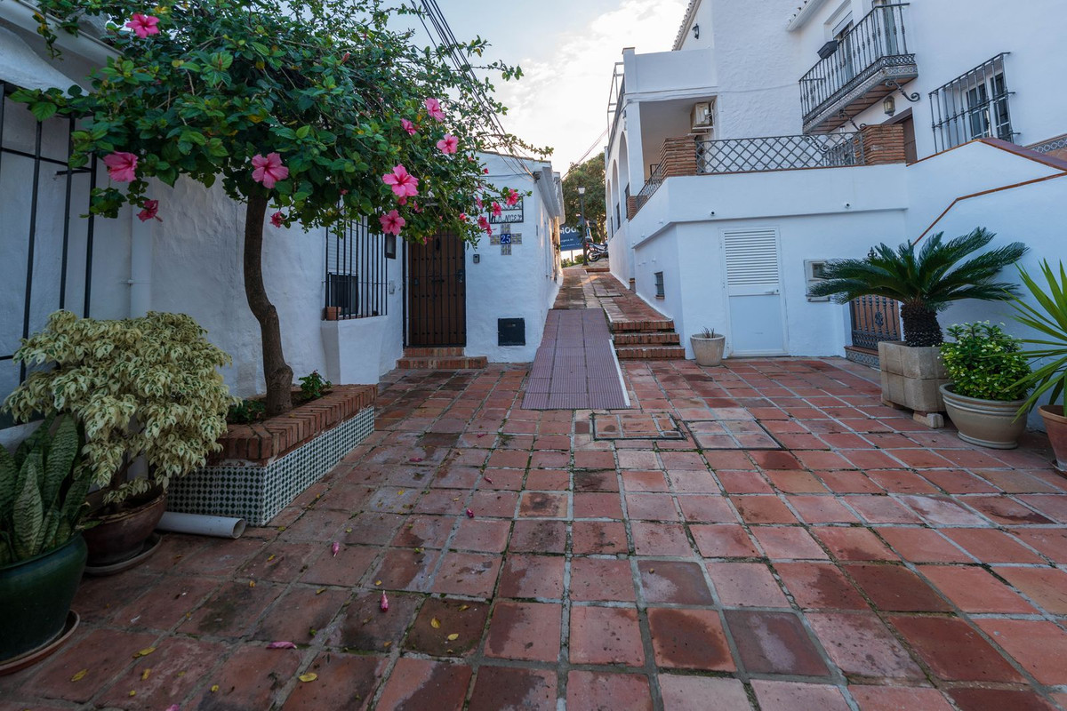 Te koop Middle Floor Apartment Costa Del Sol Torreblanca € 279.000,-