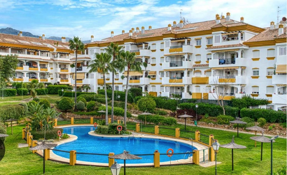 Te koop Middle Floor Apartment Costa Del Sol Nagüeles € 665.000,-