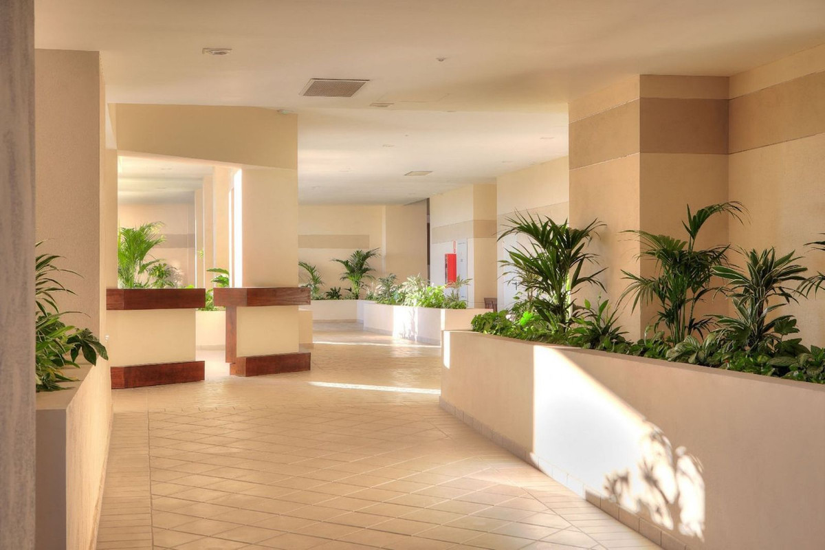 Te koop Middle Floor Apartment Costa Del Sol Nueva Andalucía € 420.000,-