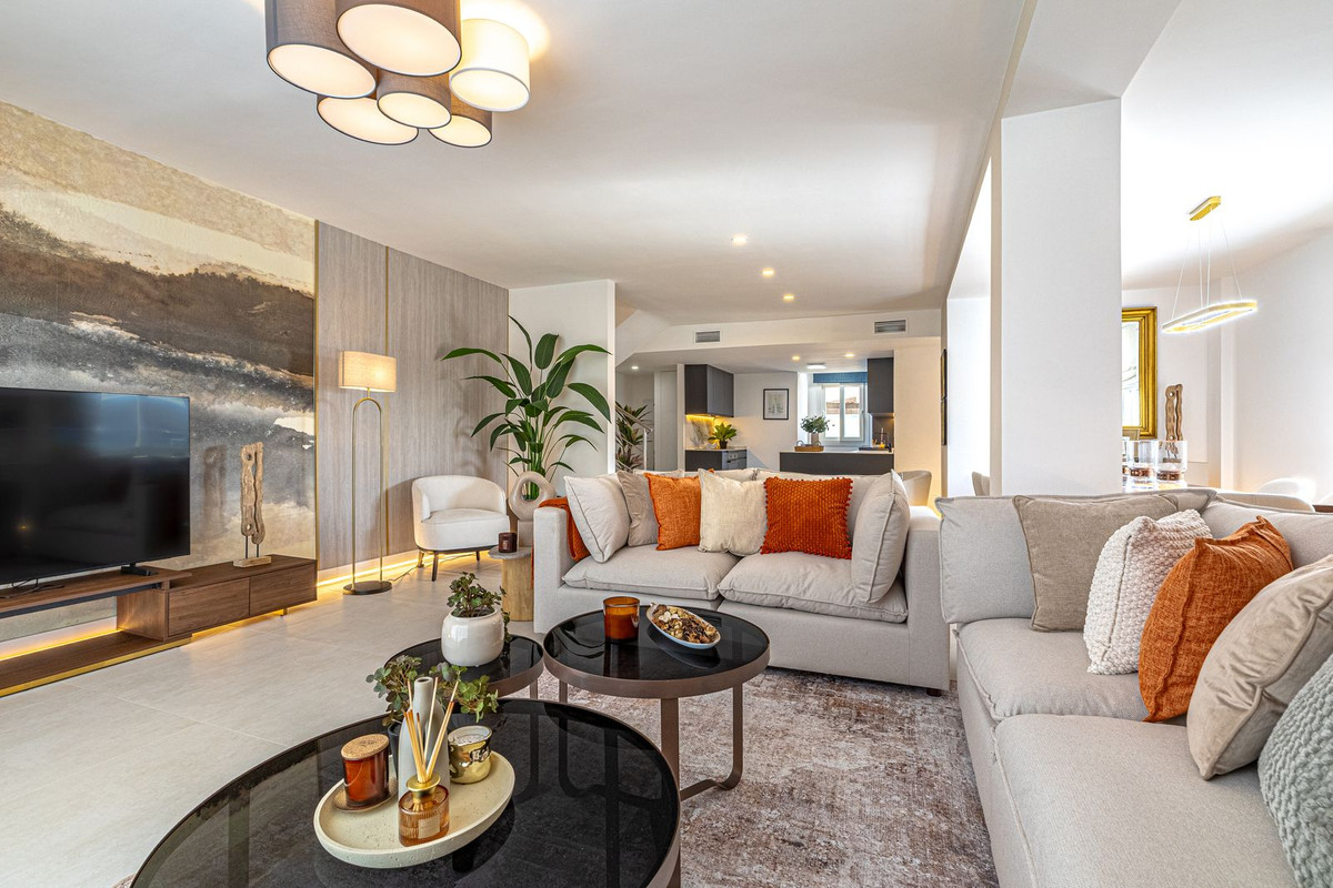 Te koop Vrijstaande Villa Costa Del Sol Riviera Del Sol € 1.450.000,-