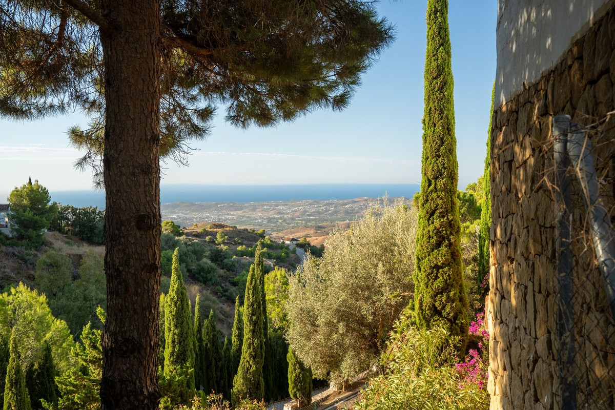 Te koop Residential Plot Costa Del Sol Mijas € 200.000,-