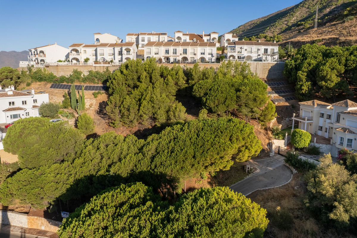 Te koop Residential Plot Costa Del Sol Mijas € 200.000,-