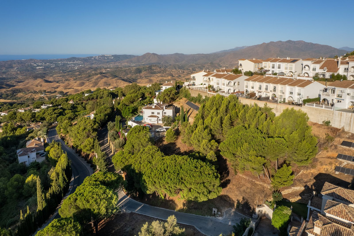 Te koop Residential Plot Costa Del Sol Mijas € 200.000,-