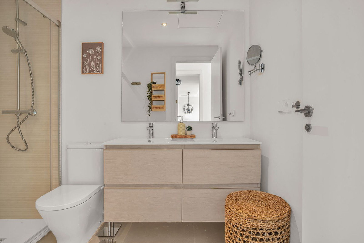 Te koop Middle Floor Apartment Costa Del Sol Cancelada € 410.000,-