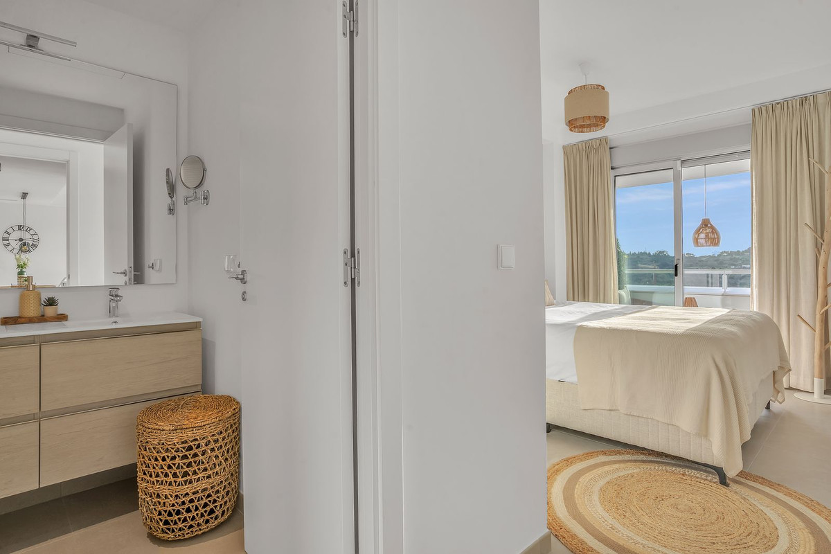 Te koop Middle Floor Apartment Costa Del Sol Cancelada € 410.000,-