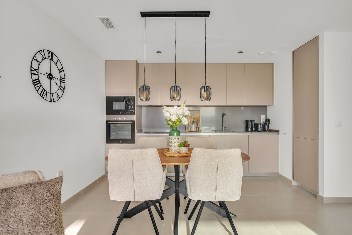 Te koop Middle Floor Apartment Costa Del Sol Cancelada € 410.000,-