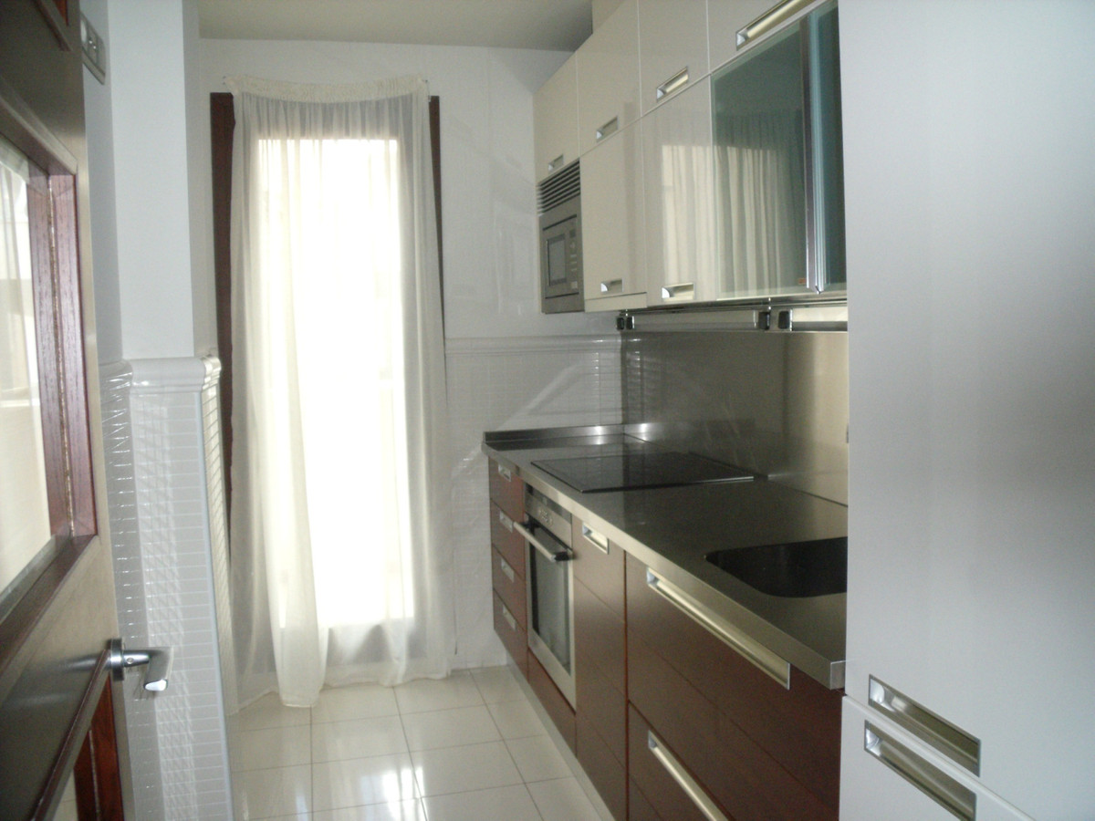 Te koop Middle Floor Apartment Costa Del Sol Nueva Andalucía € 750.000,-